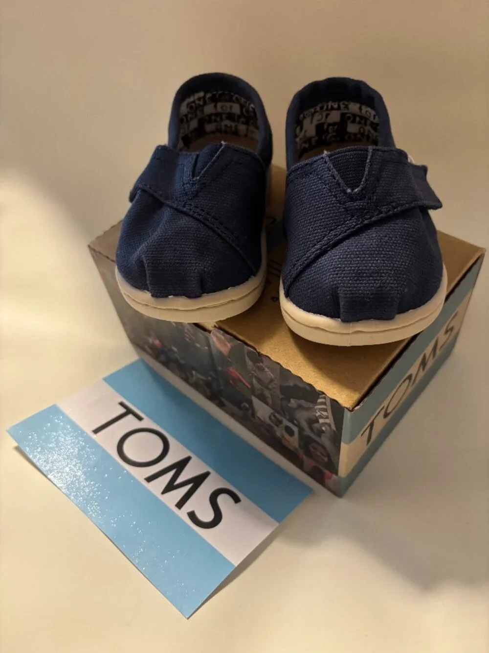 TOMS Classic Navy Canvas Shoes Size T3